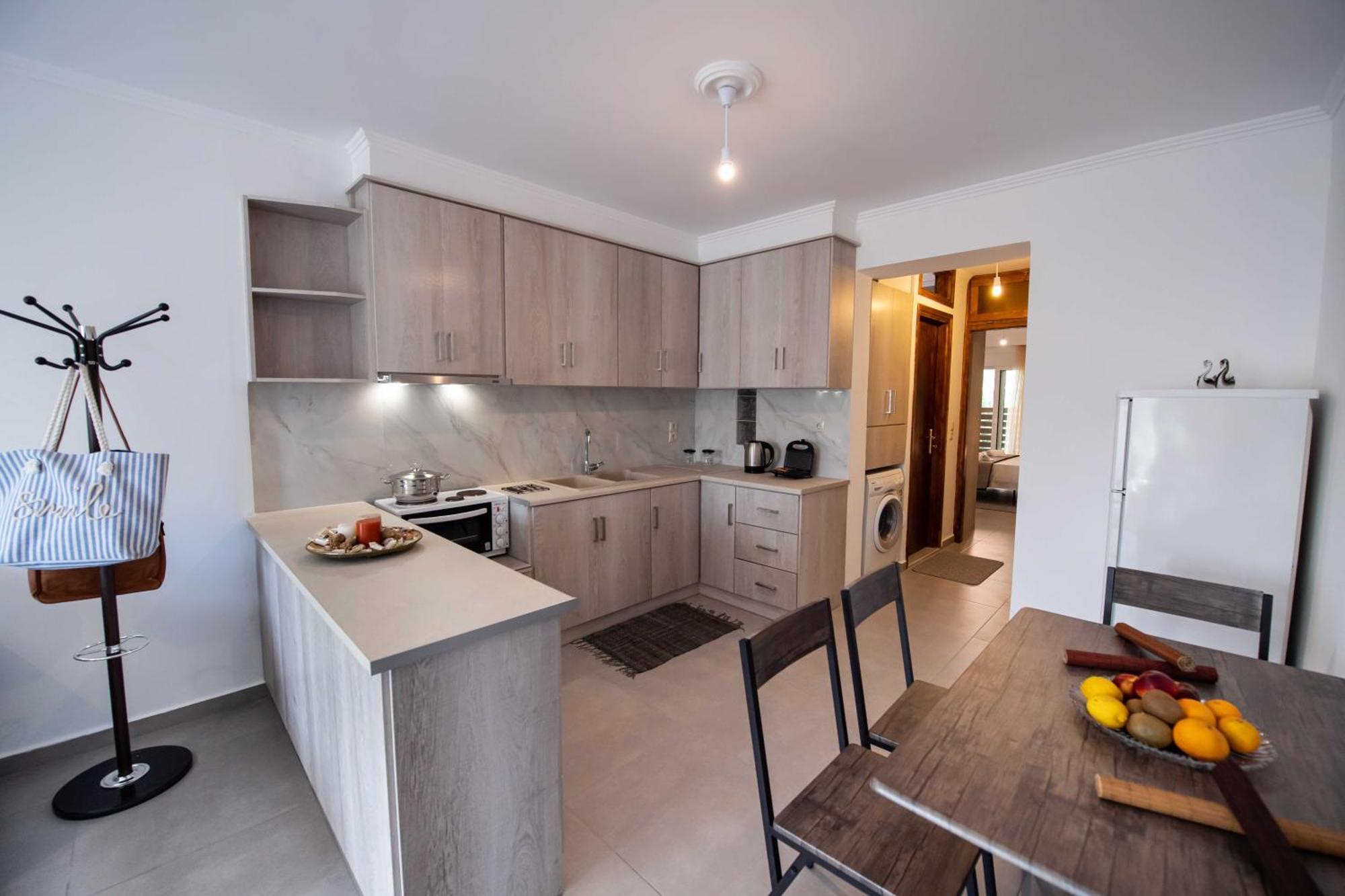 F City Apartments Lefkáda 外观 照片