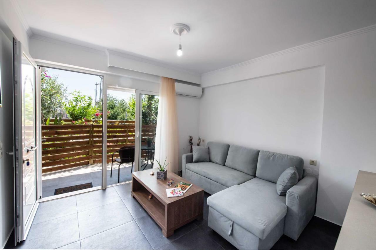 F City Apartments Lefkáda 外观 照片